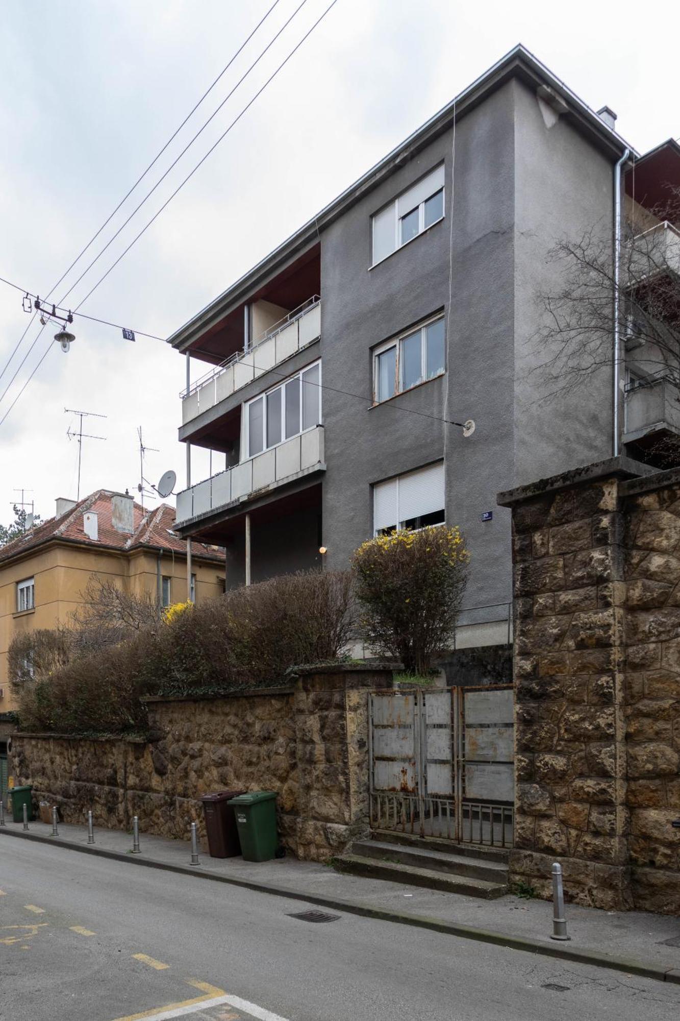 Modern Studio Near British Square Zagreb Bagian luar foto